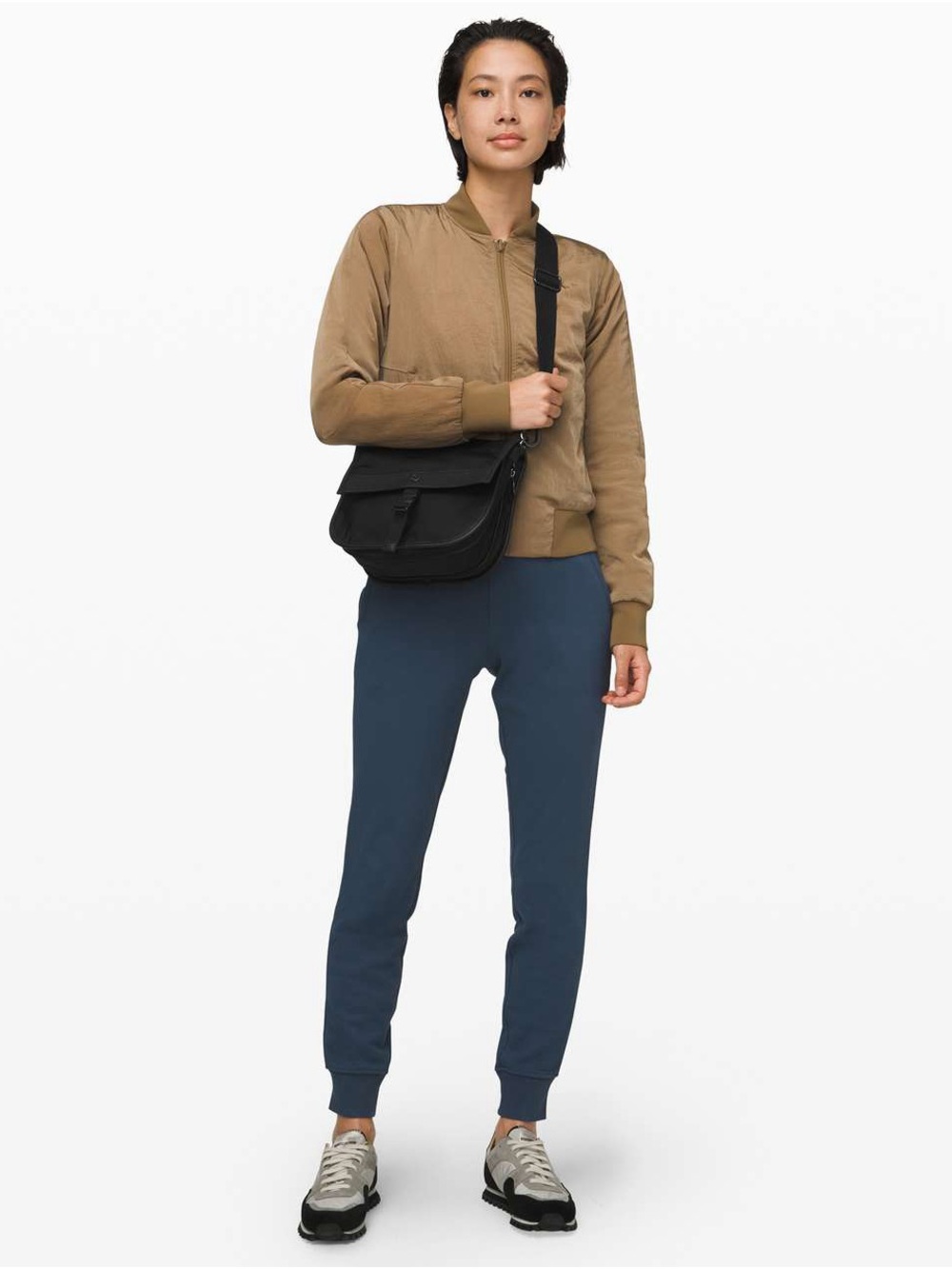 Lululemon Now and Always Crossbody *5L Black